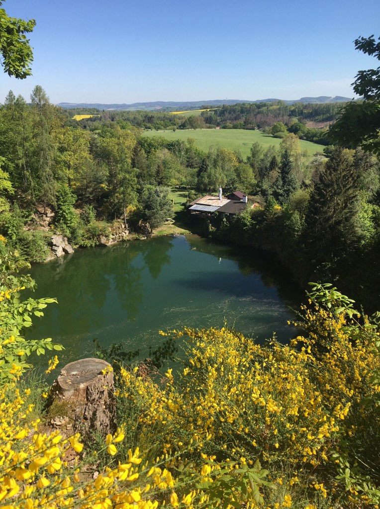 Lom v Dolní Lomnici